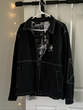 Volcom Black Zip Shirt Jacket with White Contrast Stitching